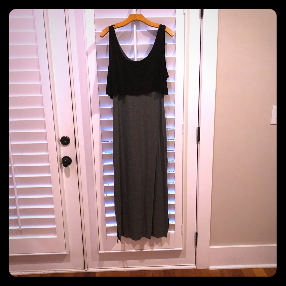 Trendy maxi dress 🖤